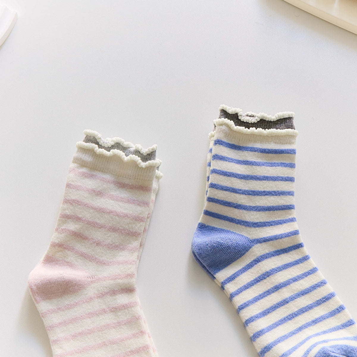 Ruffle Trim Pastel Stripe Socks