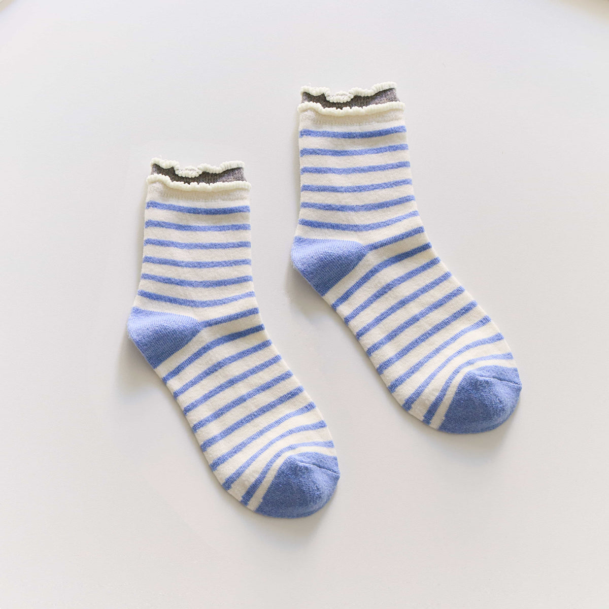 Ruffle Trim Pastel Stripe Socks