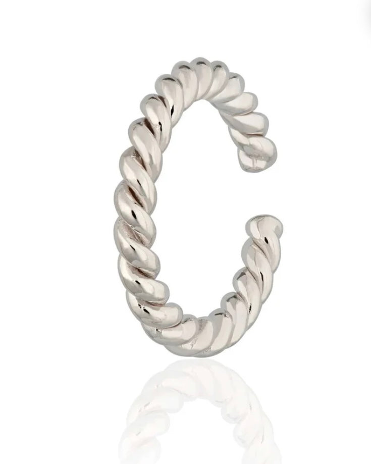 Twist Ear Cuff